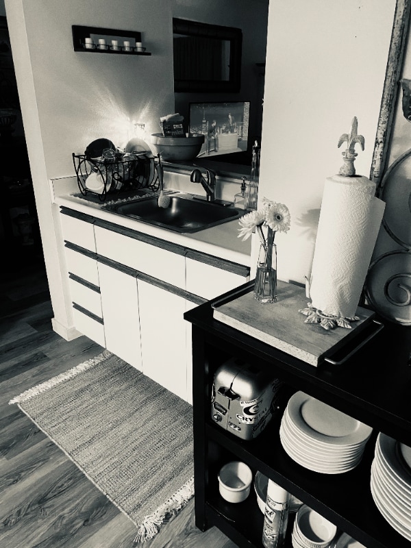 Photo - 334 Wells Ave S Apartment