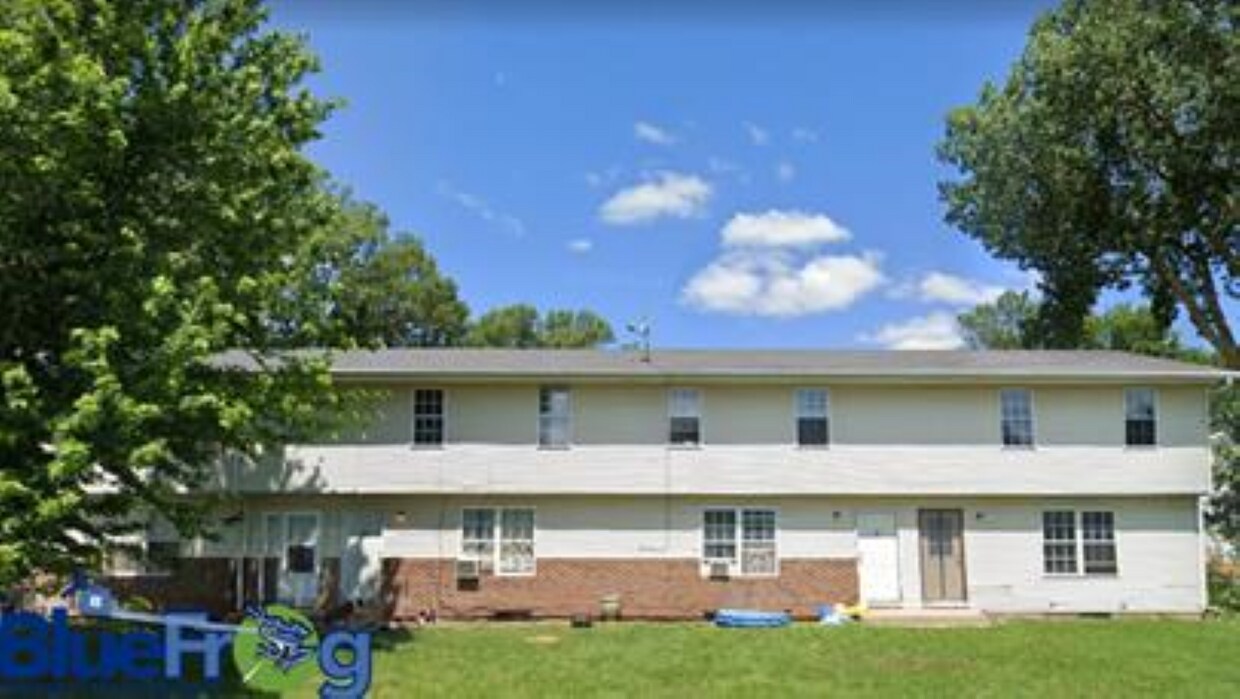 1000 Plank Rd Unit 4, Menasha, WI 54952 Apartments in Menasha, WI