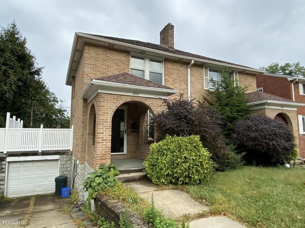 Primary Photo - 2 br, 1 bath Apartment - 3994 Beechwood Blvd