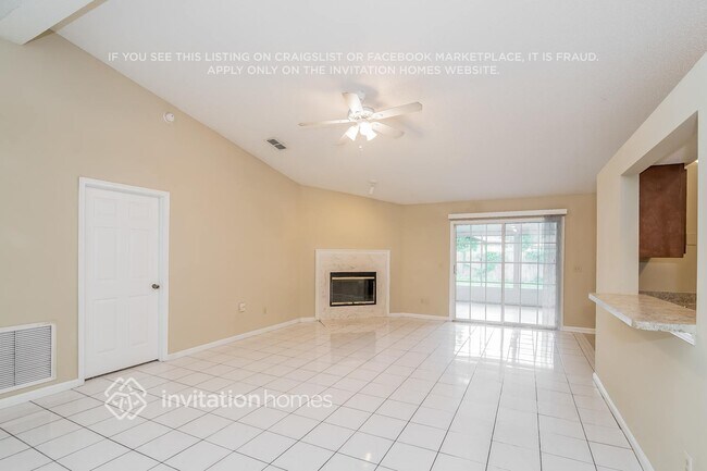 Foto del edificio - 12621 Gandalf Ln