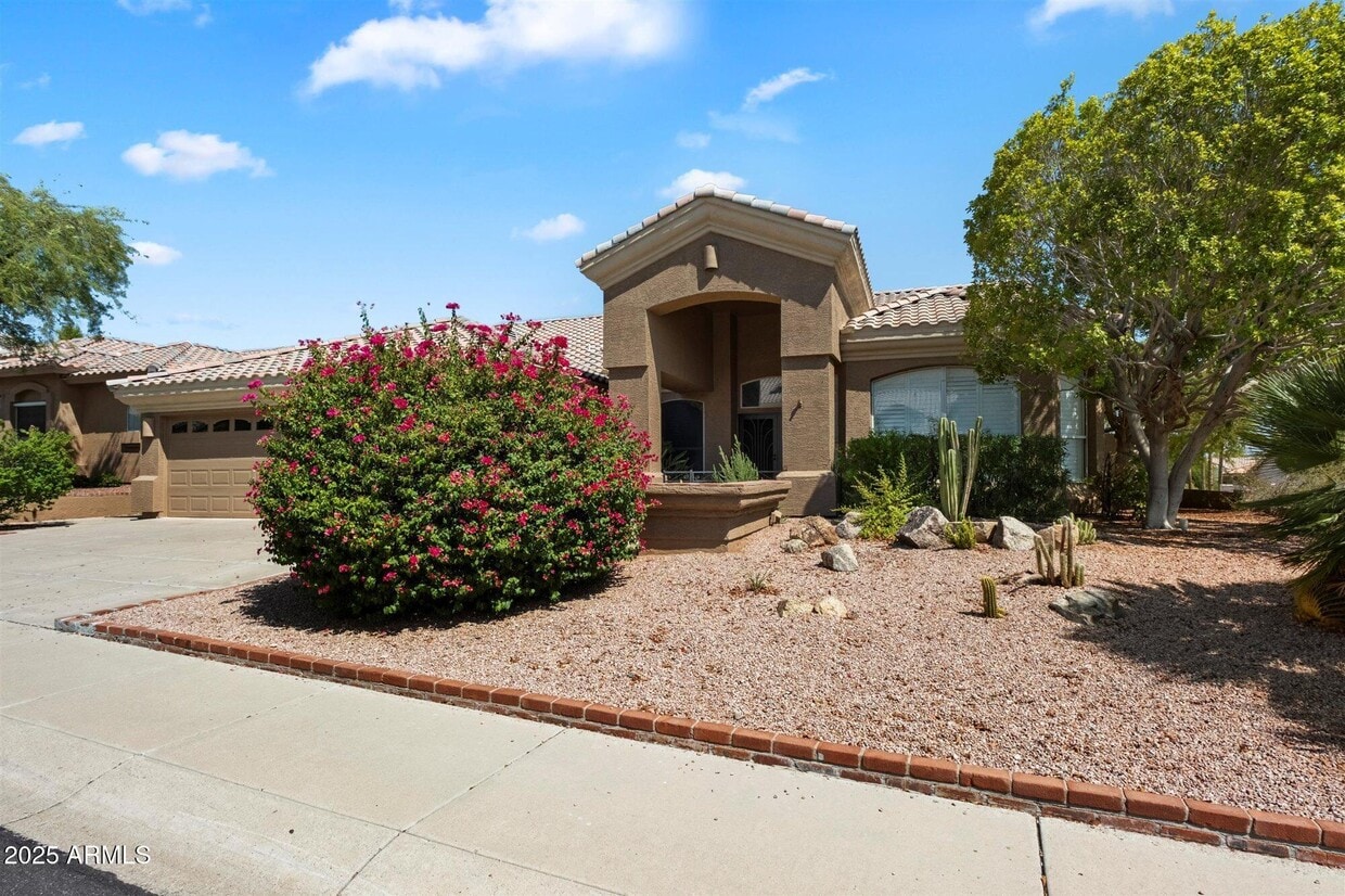 Foto principal - 1626 E Kathleen Rd