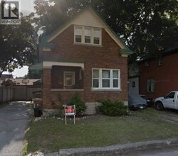 Building Photo - 21 Peppler St