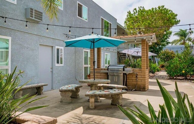 Foto del edificio - 3532 Meade Ave