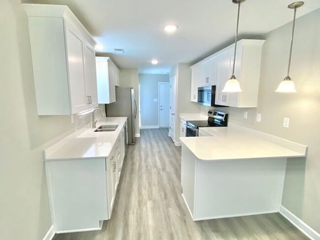 Building Photo - Now @ Rasco Farms in Southaven, MS- 4 Bedroom-2.5 Bath Home!