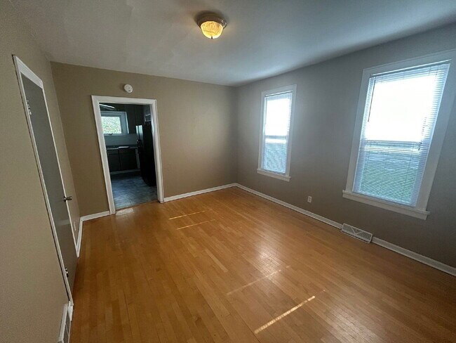 Foto del edificio - 2654 N Weil St