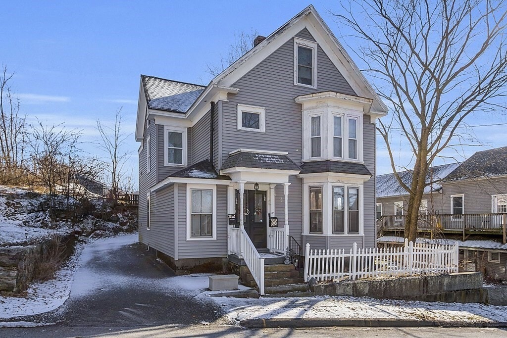 19 Columbia St, Ayer, MA 01432 Townhome Rentals in Ayer MA