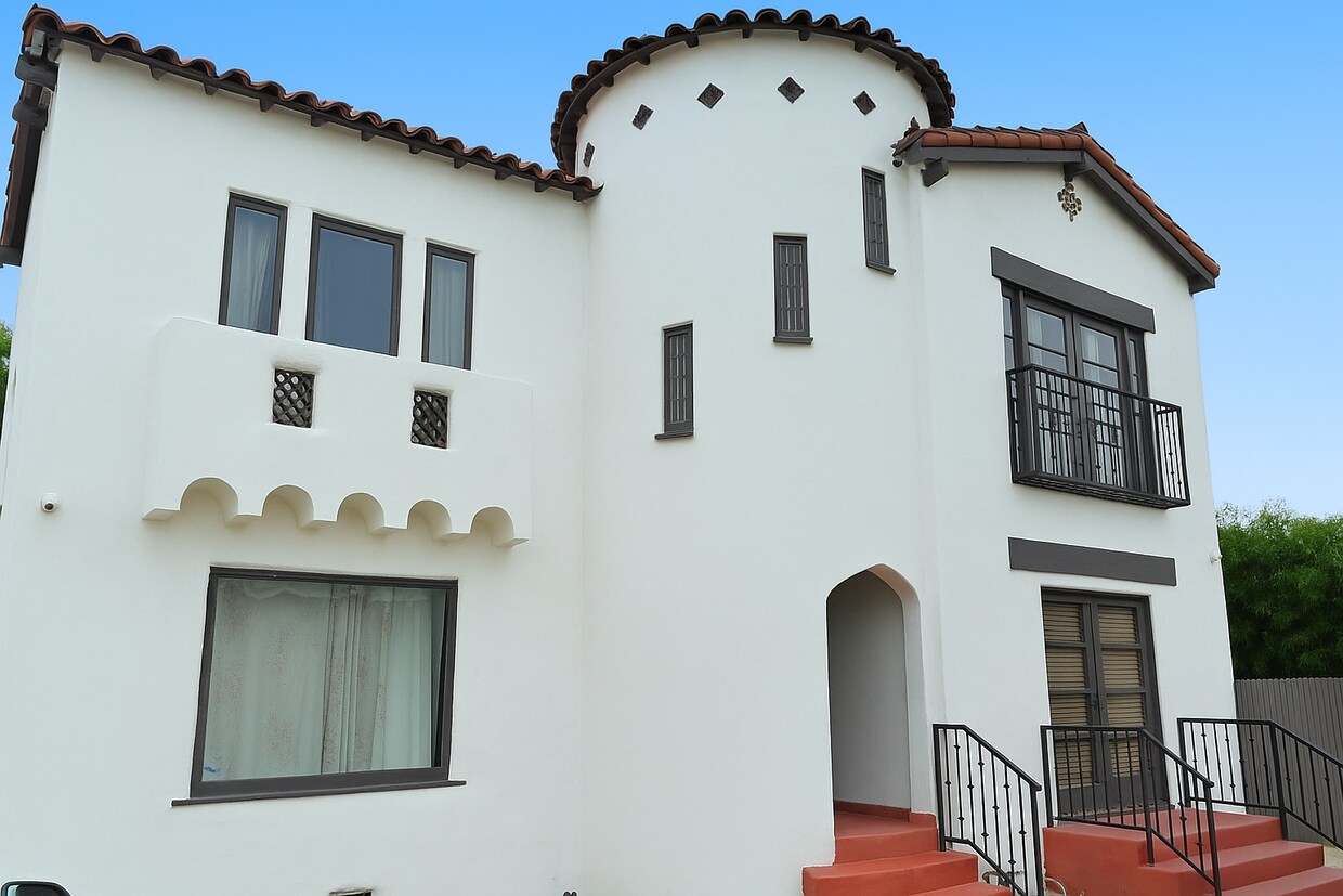 Foto principal - 738 N La Jolla Ave