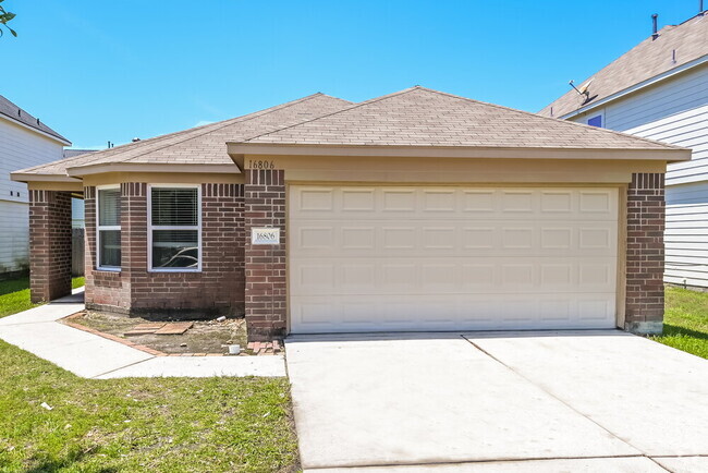 Building Photo - 16806 Accolade Way