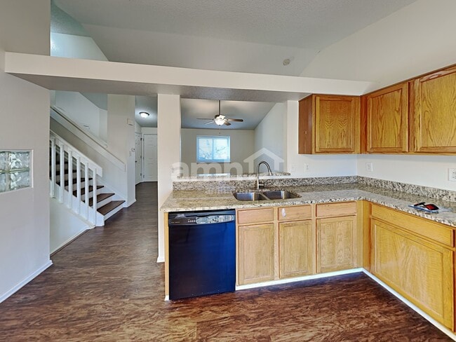 Foto del edificio - 12034 Glencoe St