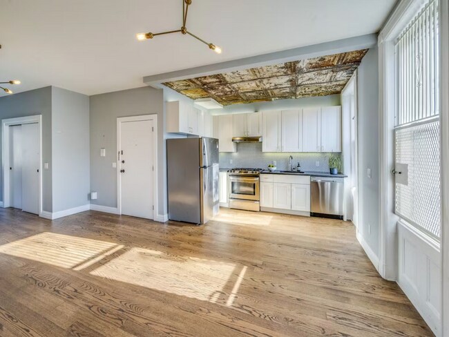 Foto del edificio - 378 Macon St