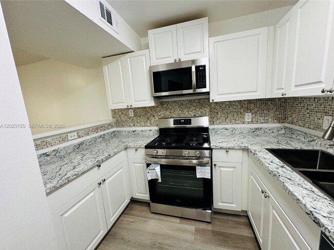 Building Photo - 15340 SW 106th Ter