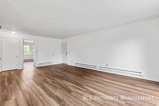 Building Photo - 141 St Francis St