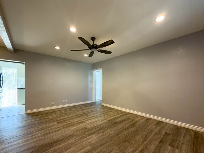 Building Photo - Charming 2BR Front House with Bonus Room & Private Yard