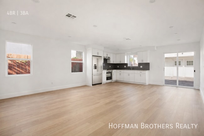 Foto del edificio - 647 W 97th St