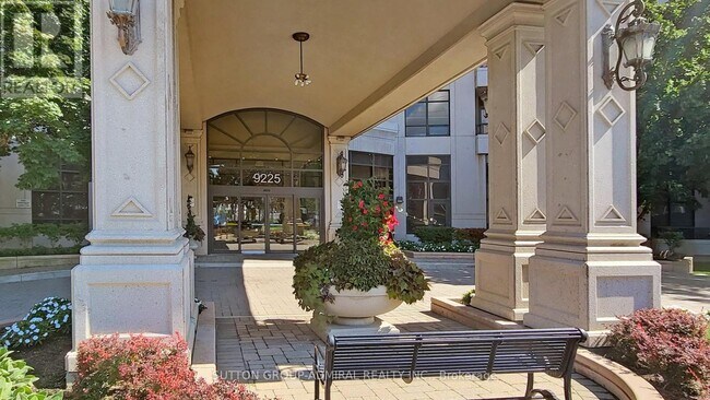 Photo du bâtiment - 9225 Jane St