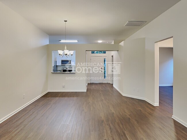 Foto del edificio - 10427 Hunters Haven Boulevard