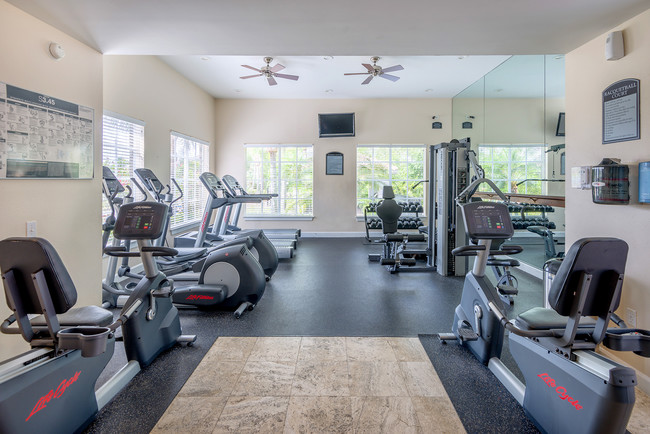 Fitness center - La Costa Apartments