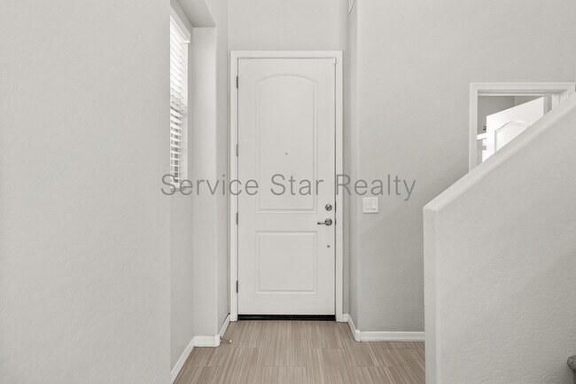 Foto del edificio - 17233 N 9th Pl