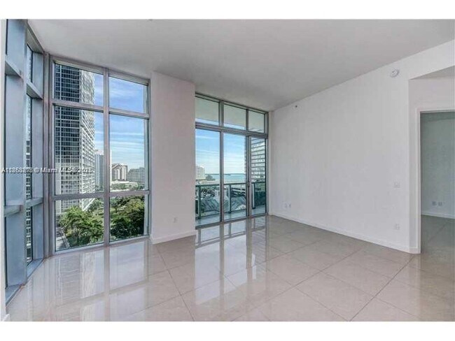 Building Photo - 500 Brickell Ave