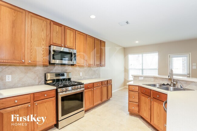 Foto del edificio - 18210 Olive Tree Ct