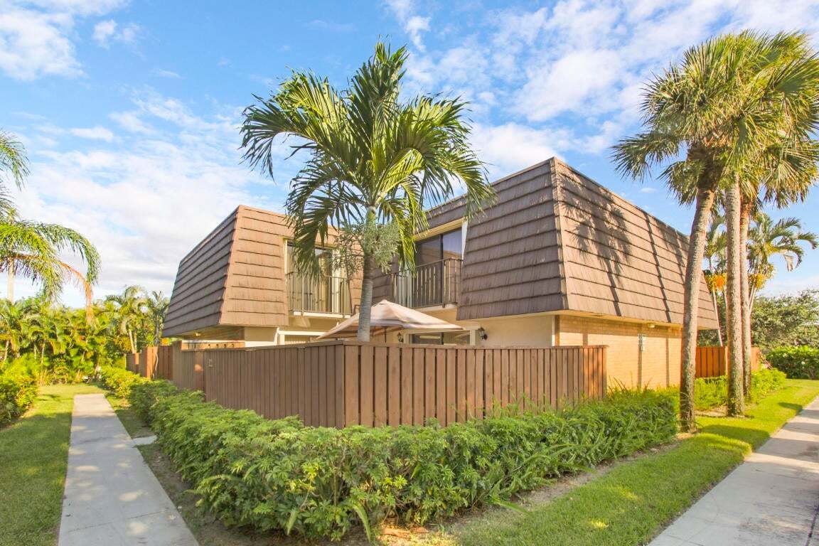 190933A 19th Ct, Jupiter, FL 33477 Townhome Rentals in Jupiter FL