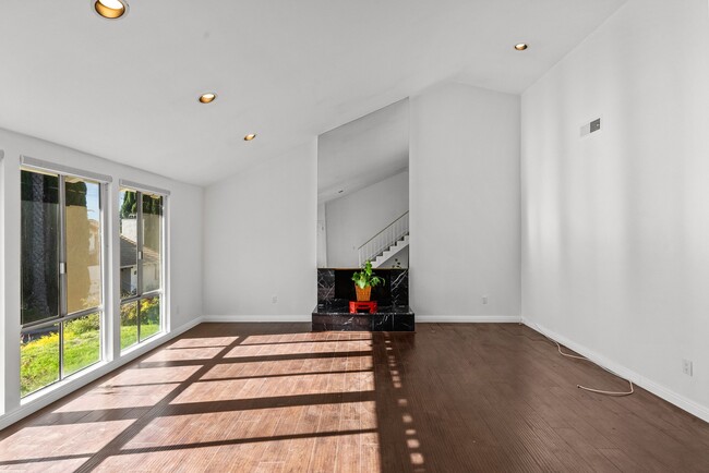 Foto del edificio - 5010 Balfour Ln