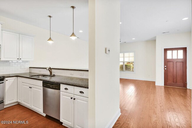 Foto del edificio - 1223 Inman Park Ln