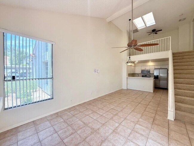 Foto del edificio - 1717 E Union Hills Dr