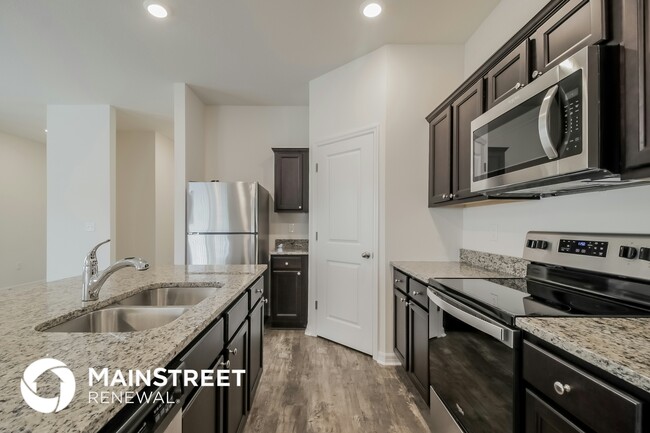 Foto del edificio - 3067 Neverland Dr