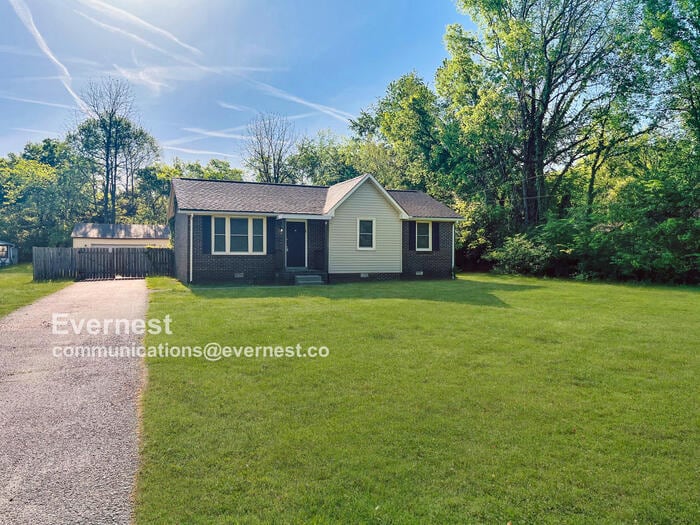 Primary Photo - 305 Shirley Rd