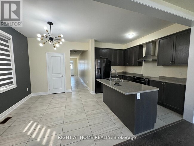 Building Photo - 9582 Tallgrass Ave