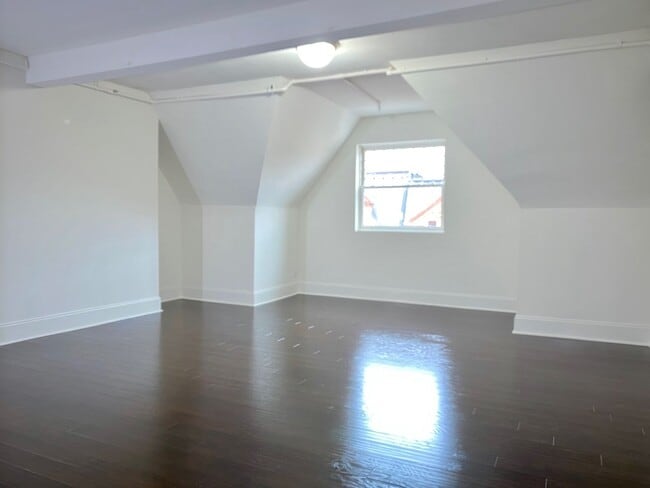 Interior Photo - Mt. Vernon  Properties
