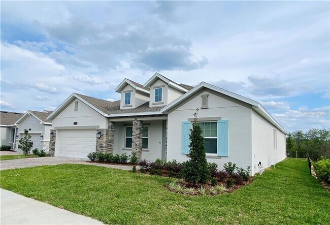 Foto del edificio - Gorgeous brand new house 4 bedrooms 3.5 bathrooms lake view