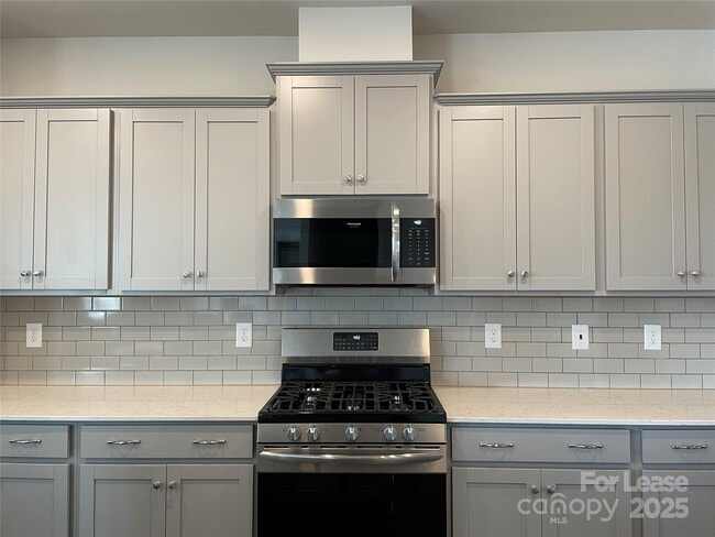 Foto del edificio - 17618 Snug Harbor Rd