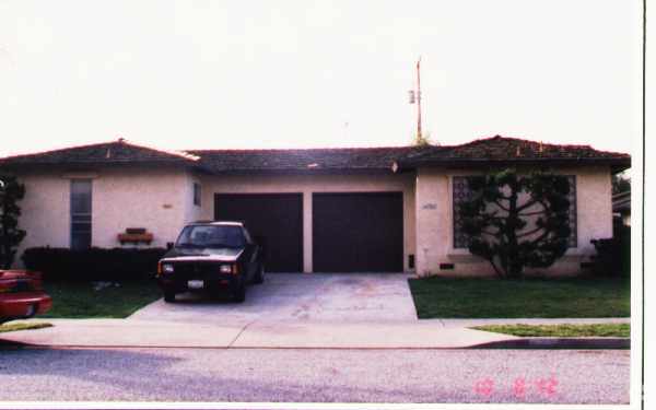Foto del edificio - 940 Gale Dr
