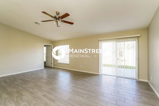 Foto del edificio - 3022 SW 11th Ct