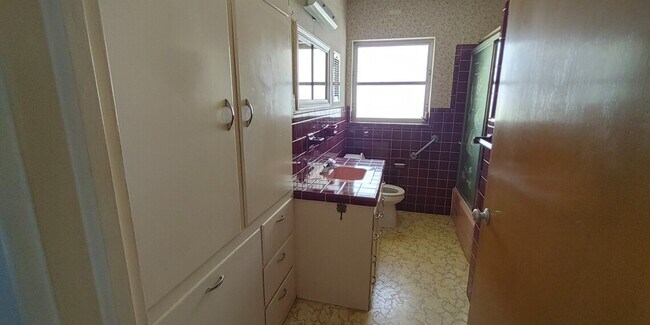 Building Photo - EB JV Jared 107