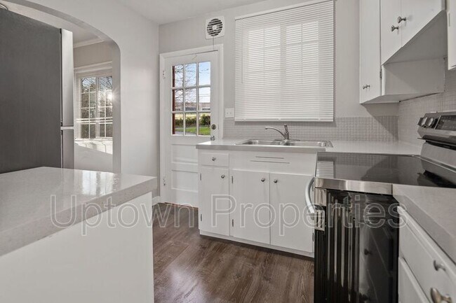 Foto del edificio - 1344 NE 68th Ave