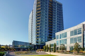 Building Photo - 188 Bellevue Way NE