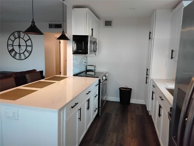 Foto del edificio - 1235 S Highland Ave