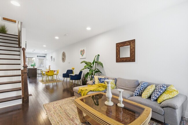 Foto del edificio - 1012 McDonogh St