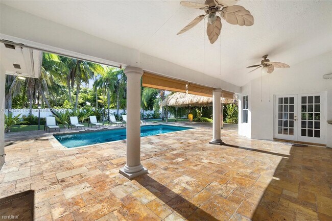 Foto del edificio - 4 br, 3.5 bath House - 7790 SW 120th Pl