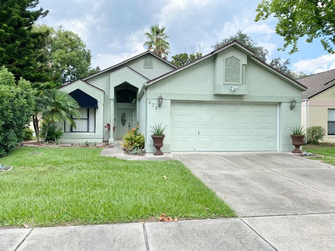 Foto principal - Lake Mary - 3 Bedroom, 2 Bathroom - $2,395.00
