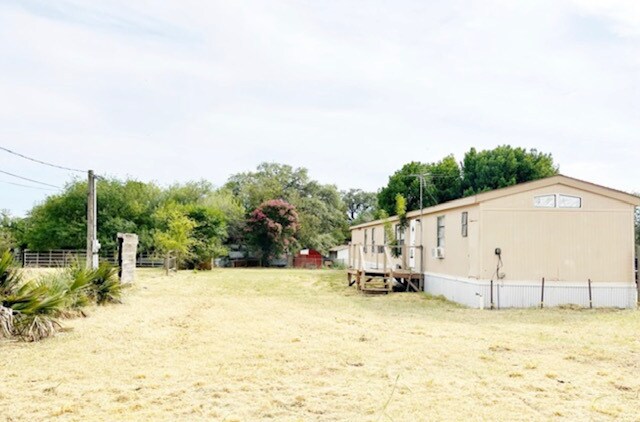 Building Photo - 513 Fechner St