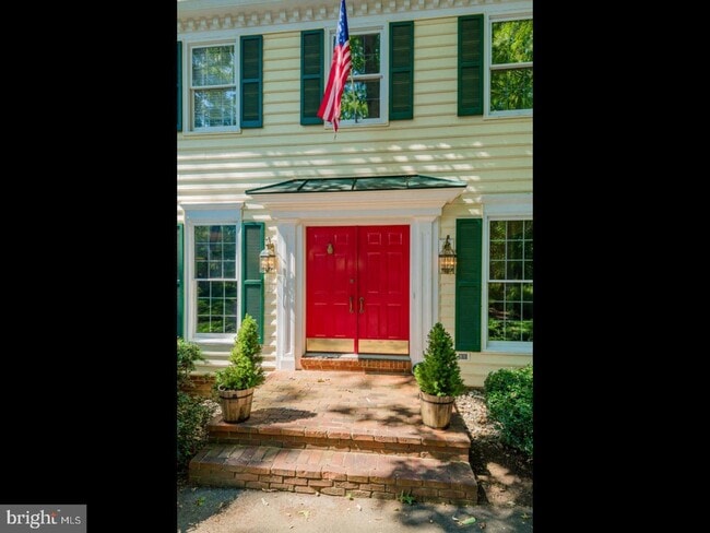 Building Photo - 9530 Leemay St