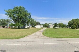Building Photo - 5014 W Erie Ave