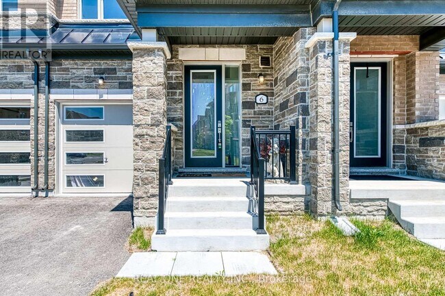 Photo du bâtiment - 6 Brofarm Ln