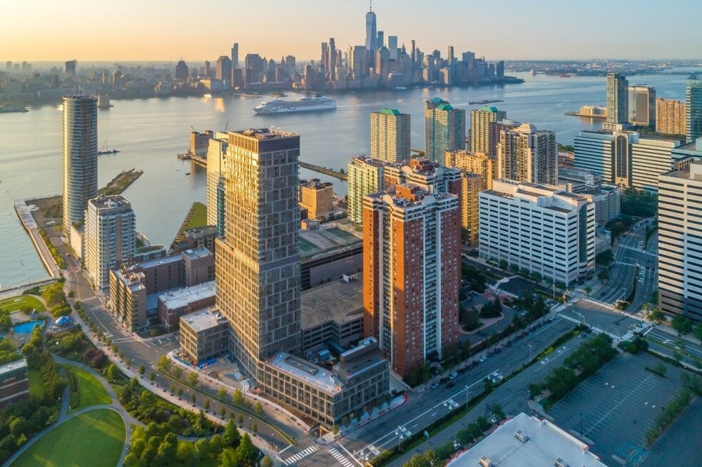 Apartments for Rent in Newport, Jersey City - 437 Rentals | Apartments.com