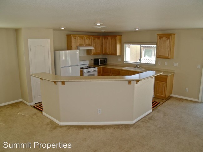 Building Photo - 6527 Sunset Pines St