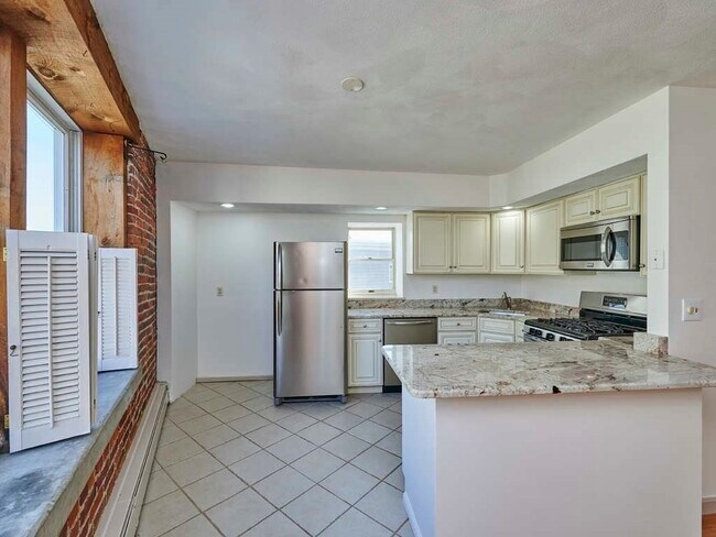 Foto del edificio - 75 Summer St